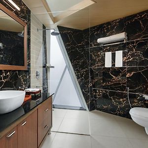 Skyscape Art Deco Room